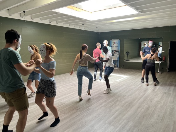 Sfeermoment tijdens het 2Faces spelweekend